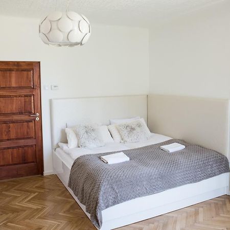 Apartment Nearto Old Town Na Ustroniu Street Cracovia Exterior foto